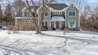 7N072 Willowbrook Drive, St. Charles, IL 60175