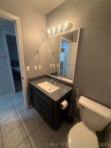 19865 E 769 Road, Tahlequah, OK 74464