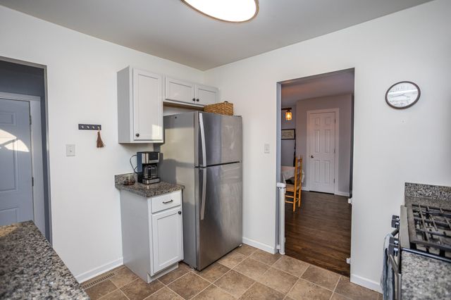 903 S Main Street, Crown Point, IN 46307