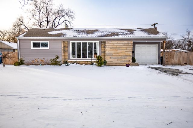 903 S Main Street, Crown Point, IN 46307