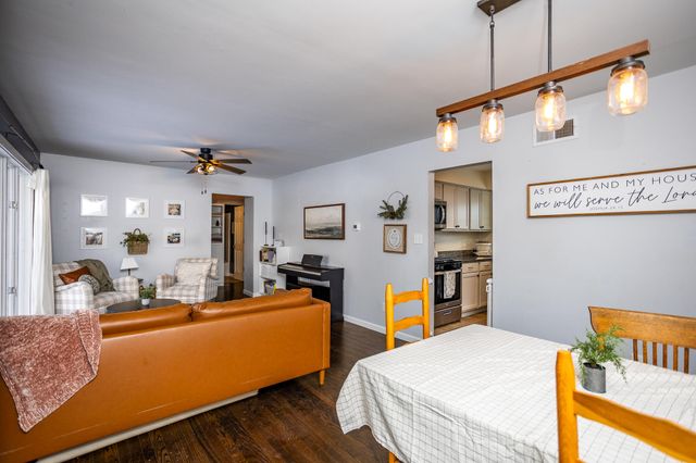 903 S Main Street, Crown Point, IN 46307