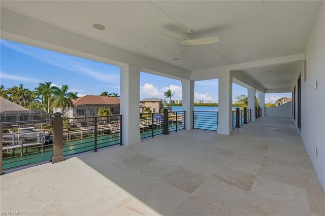 810 Elm CT, Marco Island, FL 34145
