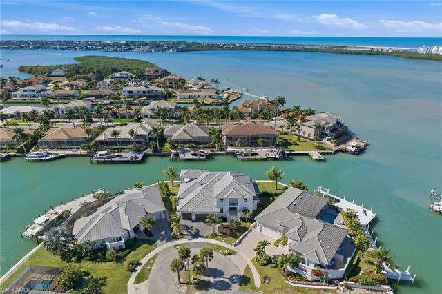 810 Elm CT, Marco Island, FL 34145