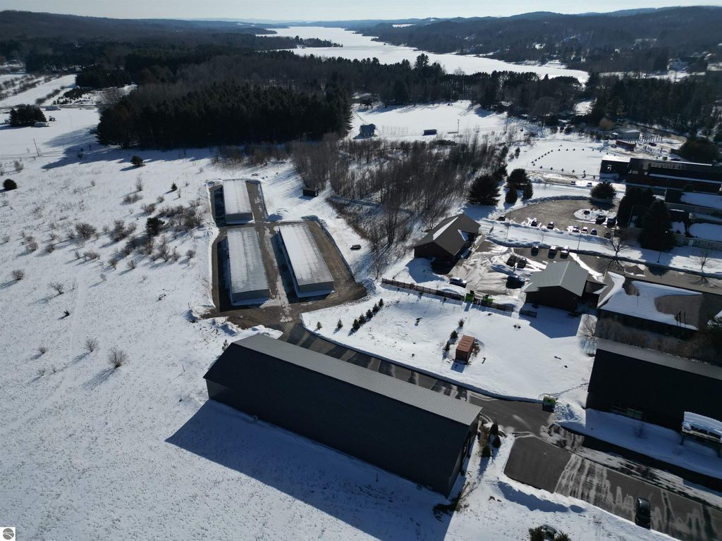 Image 22 of property listing at 7336 E Duck Lake Road # 4, Lake Leelanau, MI 49653