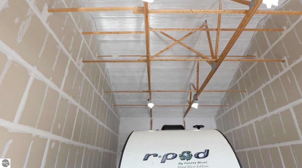 Image 9 of property listing at 7336 E Duck Lake Road # 4, Lake Leelanau, MI 49653