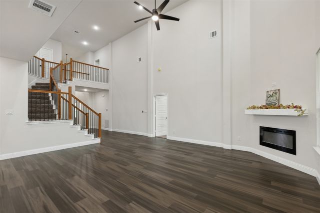 5328 Tobey Court, Fort Worth, TX 76126