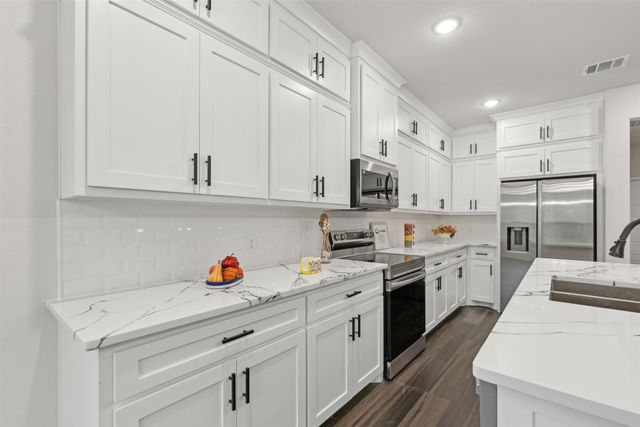 5328 Tobey Court, Fort Worth, TX 76126