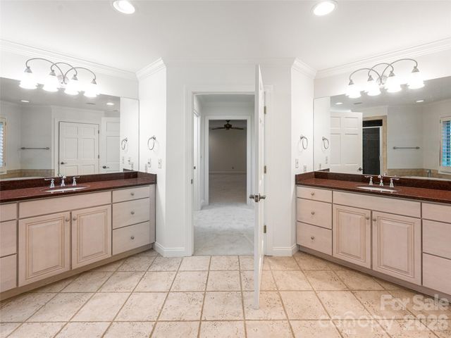 307 S Braeside Court, Asheville, NC 28803
