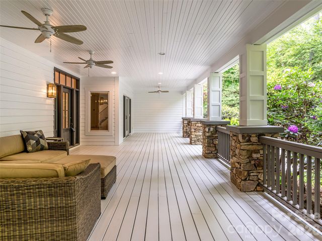 307 S Braeside Court, Asheville, NC 28803