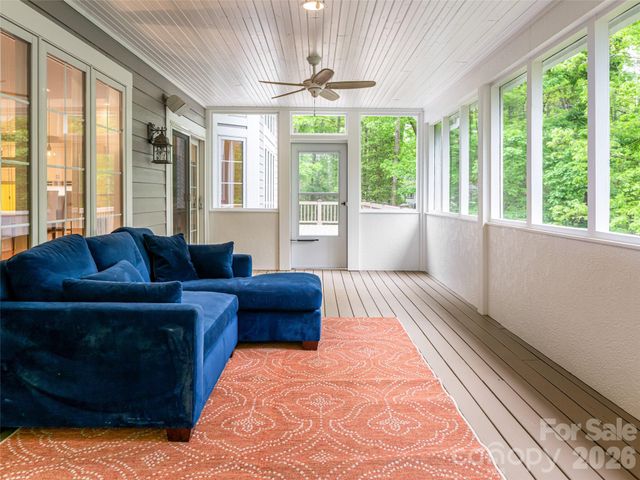 307 S Braeside Court, Asheville, NC 28803