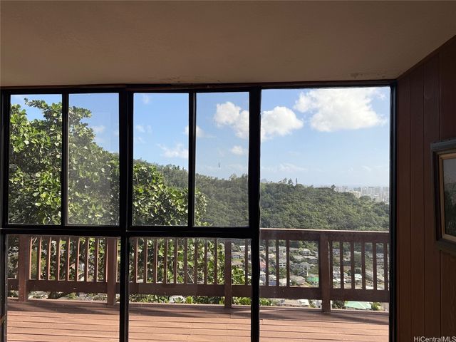 2841 Pacific Heights Road, Honolulu, HI 96813