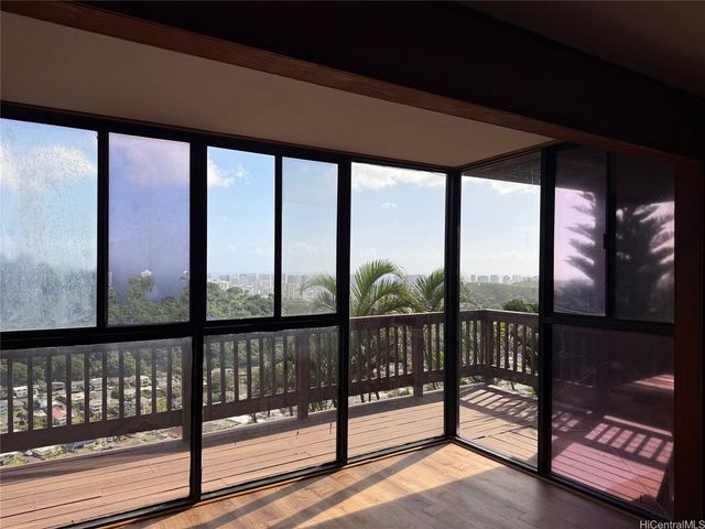 2841 Pacific Heights Road, Honolulu, HI 96813