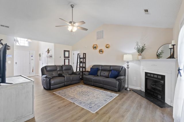 113 Coral Crest Dr., Conway, SC 29527