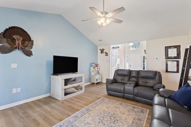 113 Coral Crest Dr., Conway, SC 29527