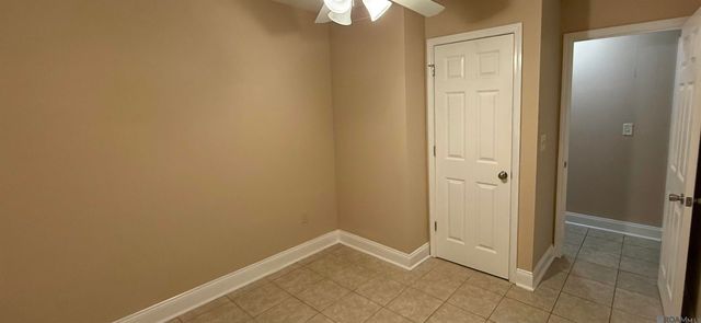 6350 Pauline Dr, New Orleans, LA 70126