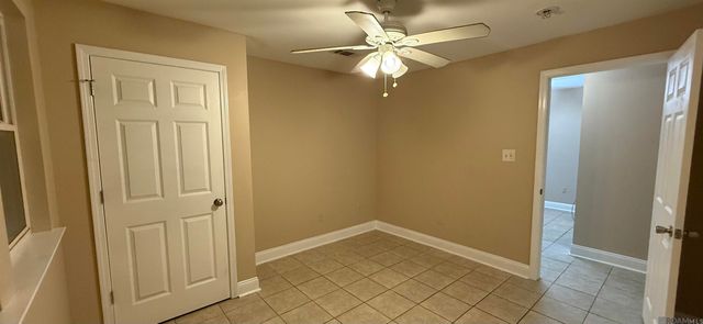 6350 Pauline Dr, New Orleans, LA 70126