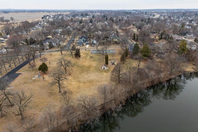 616 S Page Street, Stoughton, WI 53589