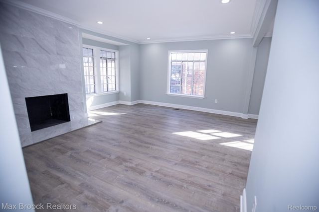 17337 Roselawn Street, Detroit, MI 48221