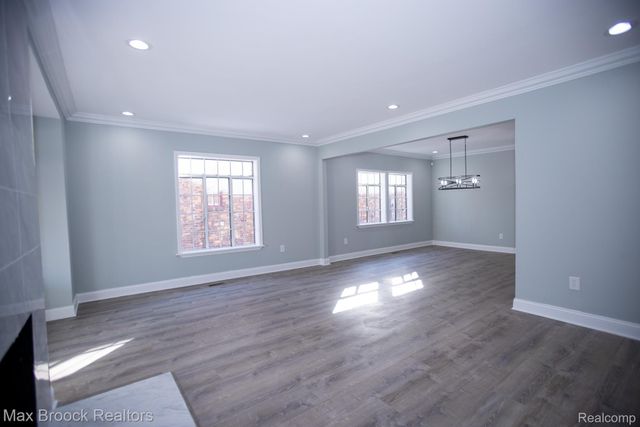 17337 Roselawn Street, Detroit, MI 48221