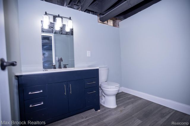 17337 Roselawn Street, Detroit, MI 48221