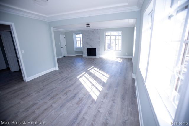 17337 Roselawn Street, Detroit, MI 48221