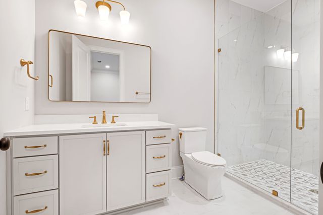 2005 Otter Valley Ln, Nashville, TN 37215