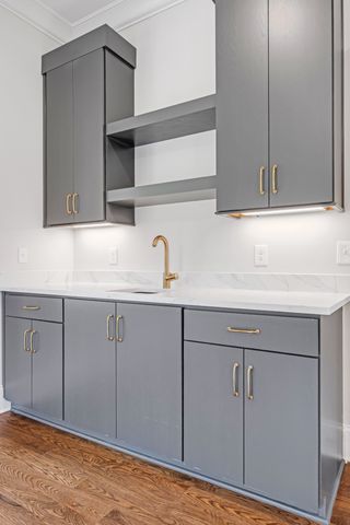 2005 Otter Valley Ln, Nashville, TN 37215