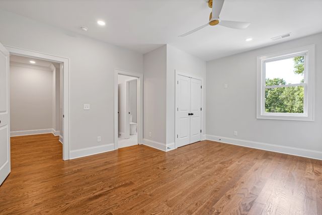 2005 Otter Valley Ln, Nashville, TN 37215