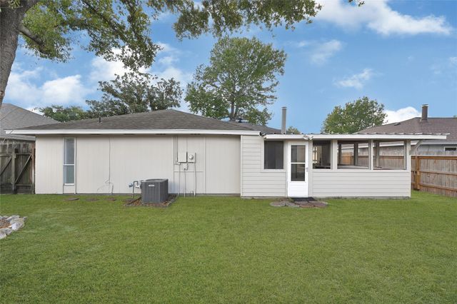 7223 Echo Pines Drive, Humble, TX 77346