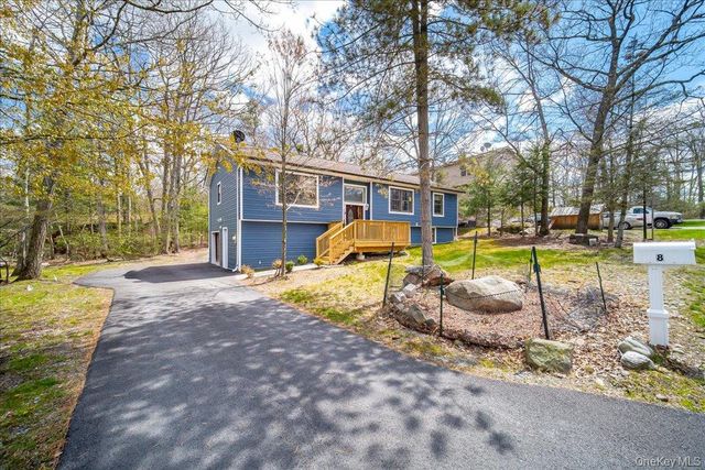 8 Lake Shore Drive W, Rock Hill, NY 12775
