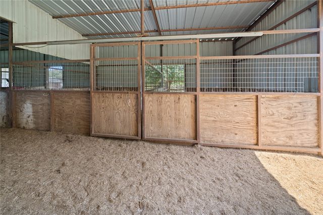 14643 County Road 4060, Scurry, TX 75158