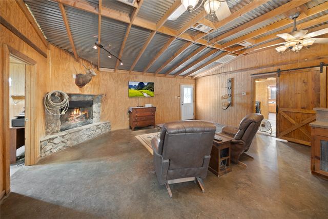14643 County Road 4060, Scurry, TX 75158