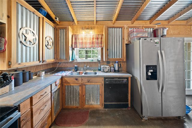 14643 County Road 4060, Scurry, TX 75158