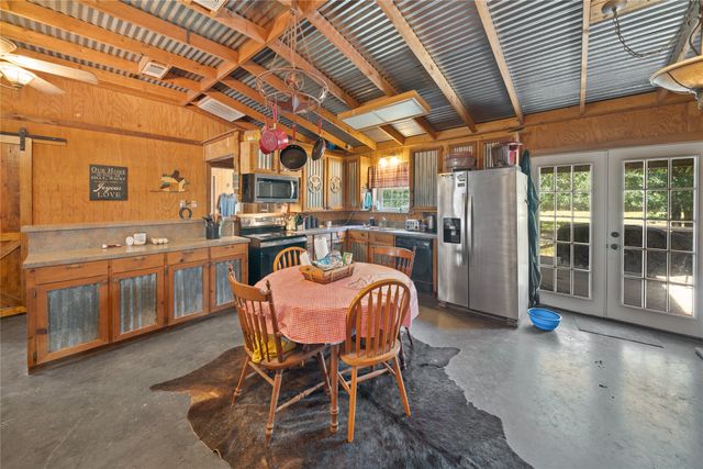 14643 County Road 4060, Scurry, TX 75158