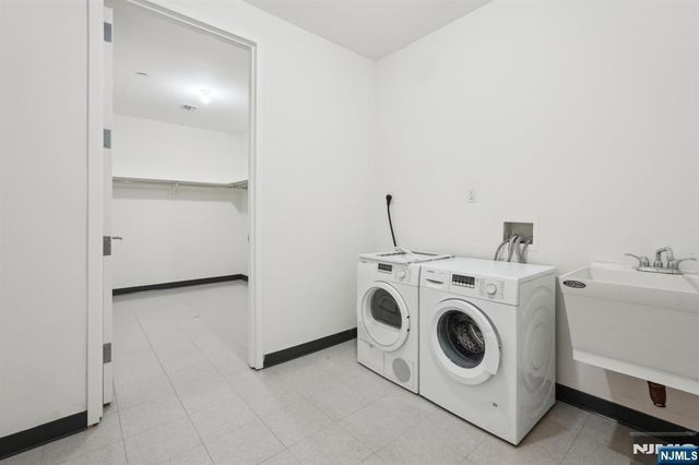 1 Executive 605, Fort Lee, NJ 07024