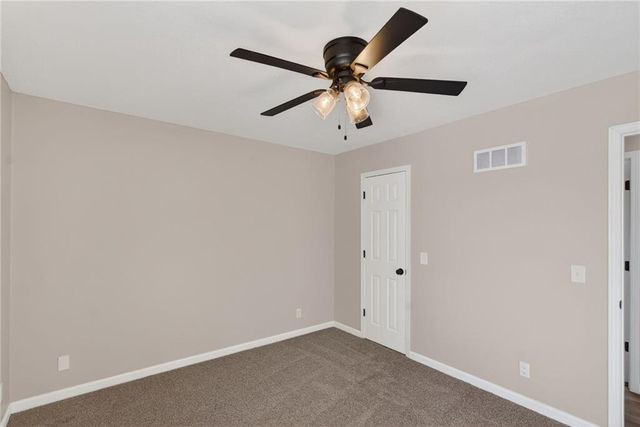 2015 Karlton Way, Excelsior Springs, MO 64024