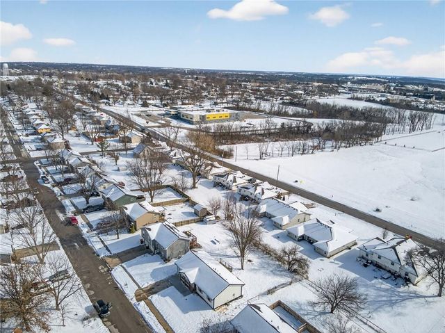 2015 Karlton Way, Excelsior Springs, MO 64024