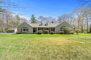 1 Katies Way, Lakeville, MA 02347