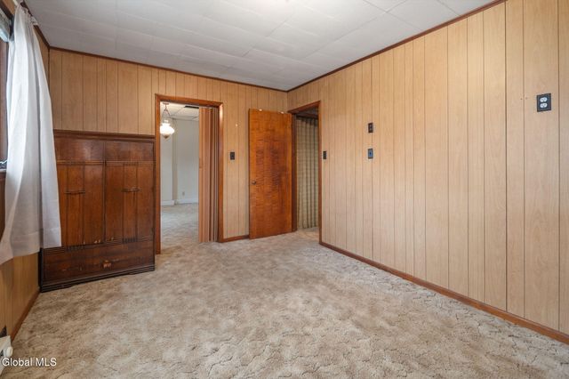 1 Langley Drive, East Greenbush, NY 12144