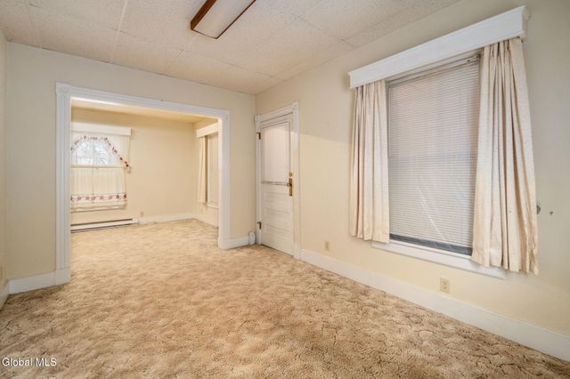 1 Langley Drive, East Greenbush, NY 12144