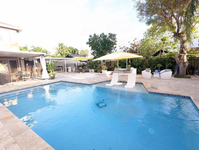 12328 SW 251st Ter ., Homestead, FL 33032