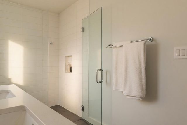 1322 E 12th ST 305, Austin, TX 78702