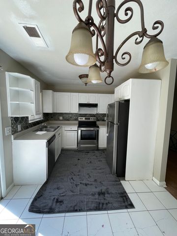 935 Bimini Lane, Forest Park, GA 30297