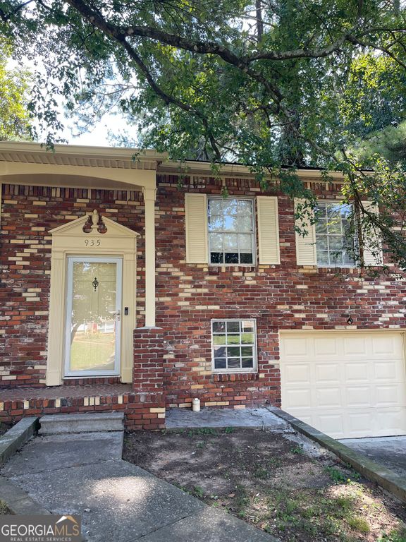 935 Bimini Lane, Forest Park, GA 30297