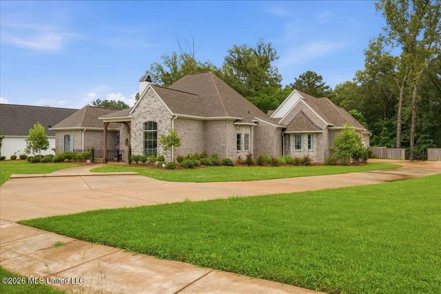 201 Ashworth Circle, Madison, MS 39110