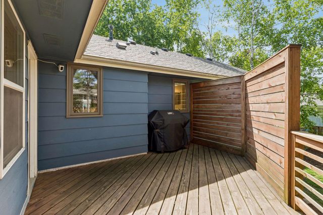405 Merrimac Lane N, Plymouth, MN 55447