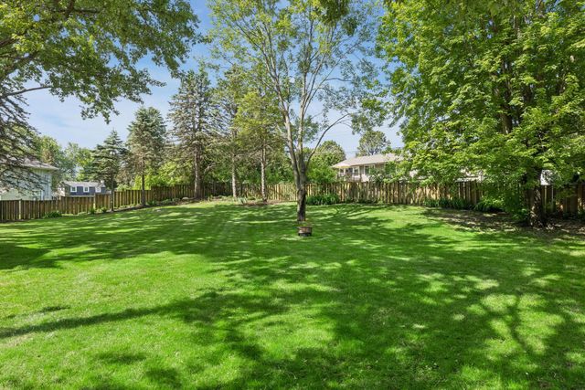 405 Merrimac Lane N, Plymouth, MN 55447
