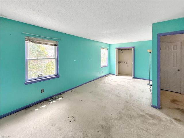 4512 Good Adams LN, Virginia Beach, VA 23455