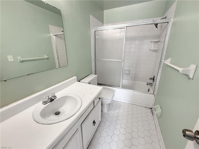 4512 Good Adams LN, Virginia Beach, VA 23455