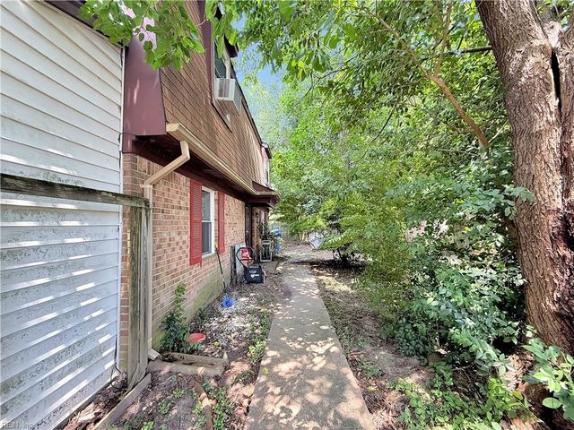 4512 Good Adams LN, Virginia Beach, VA 23455